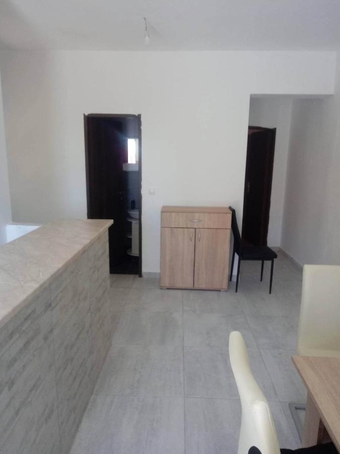 קריקווניצה Apartmani Ketryn מראה חיצוני תמונה