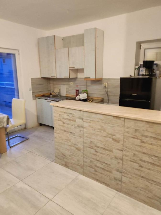 קריקווניצה Apartmani Ketryn מראה חיצוני תמונה