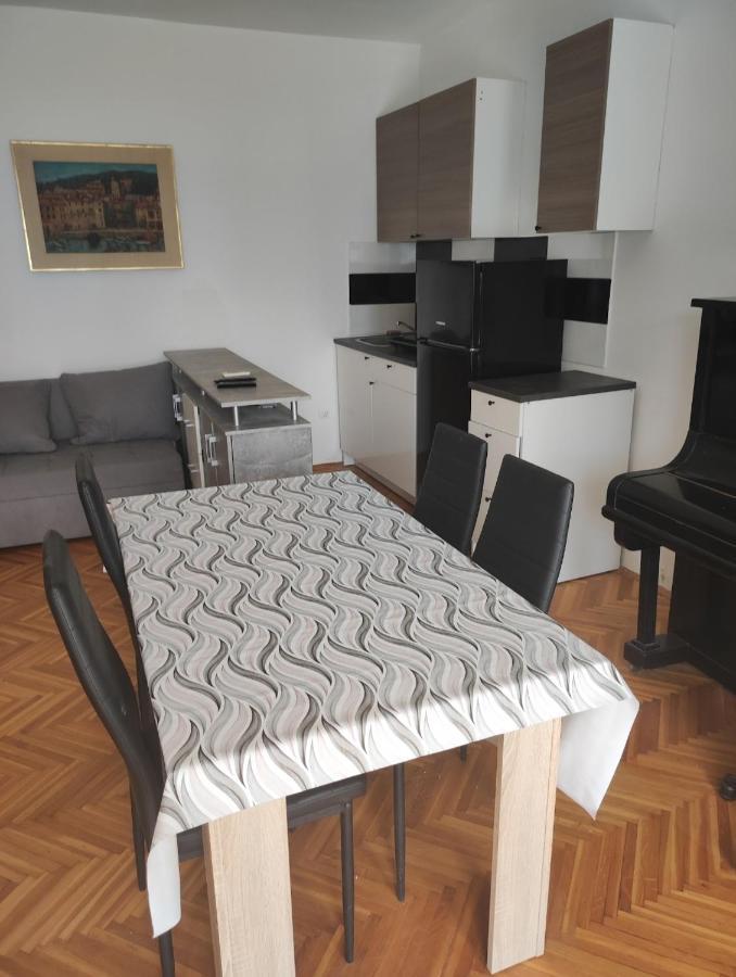 קריקווניצה Apartmani Ketryn מראה חיצוני תמונה